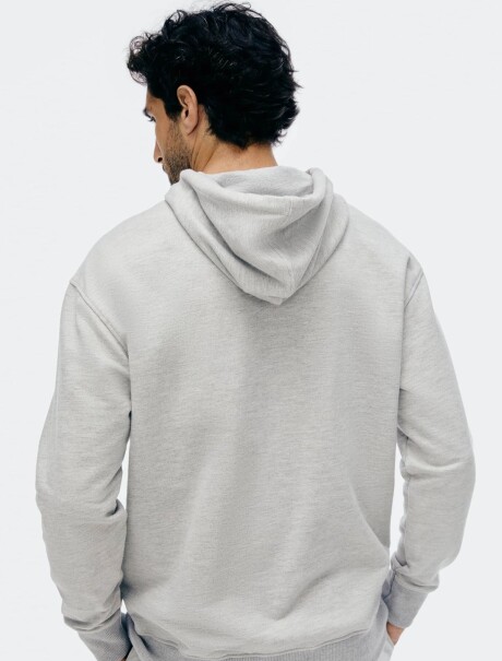BUZO BÁSICO UNISSEX CON CAPUCHA GRIS