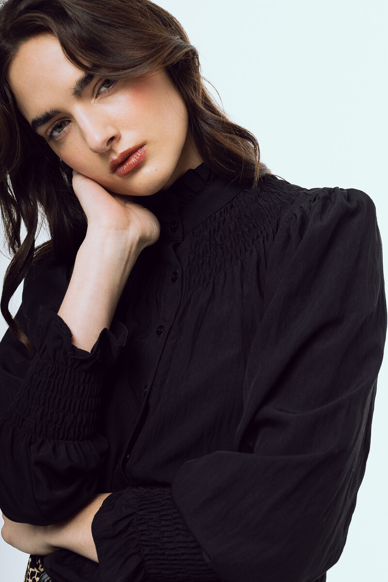 Lauli Black