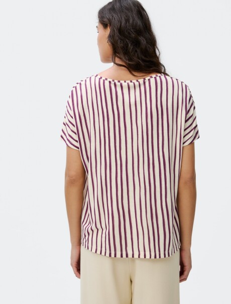 BLUSA MANGA CORTA ESTAMPADA VIOLETA