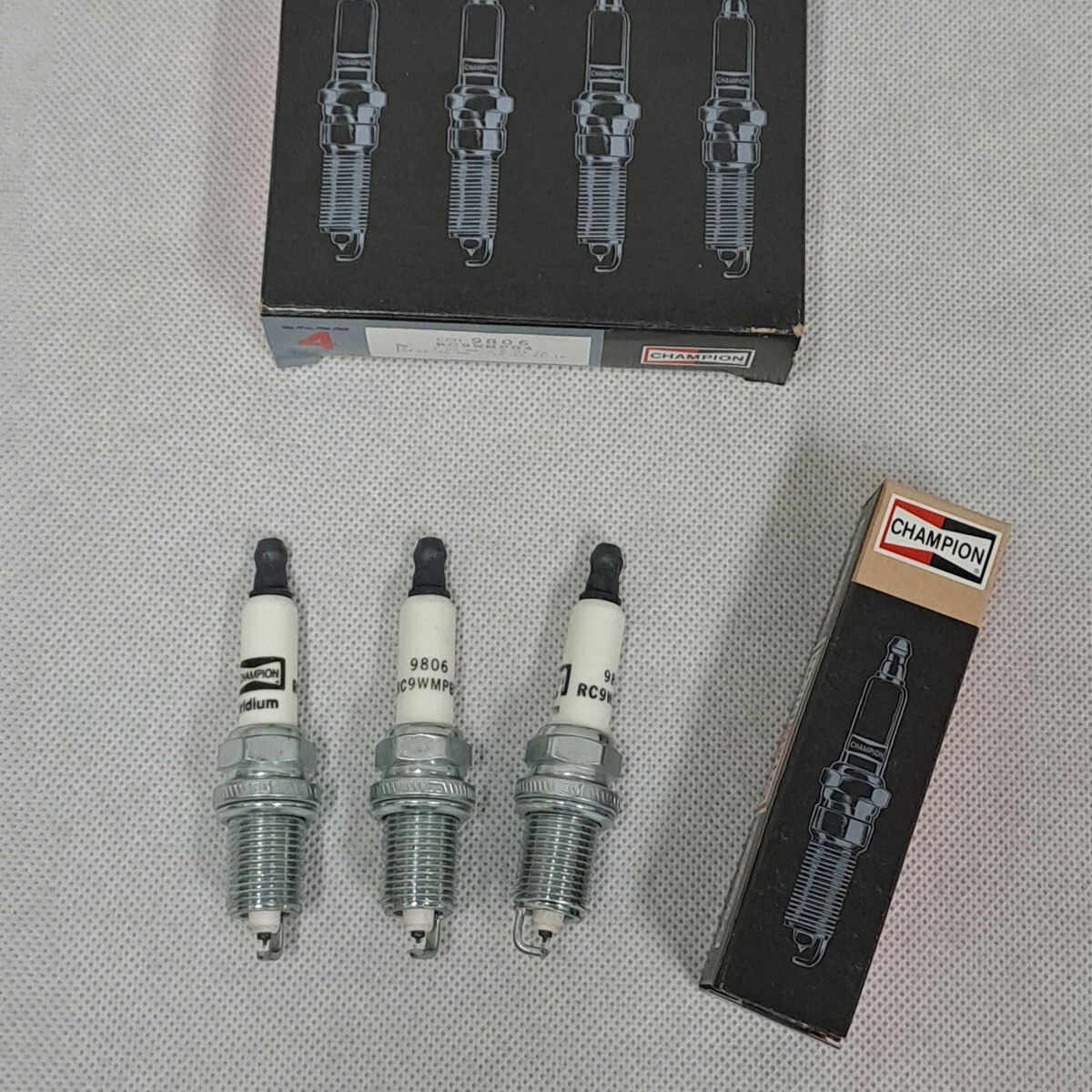 BUJIA COMBO PACK X4 BUJIAS CHAMPION RC9WMPB4 