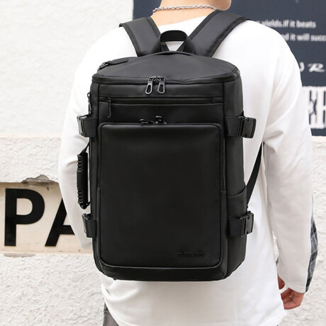 Mochila bolso con bolsillos de viaje Negro