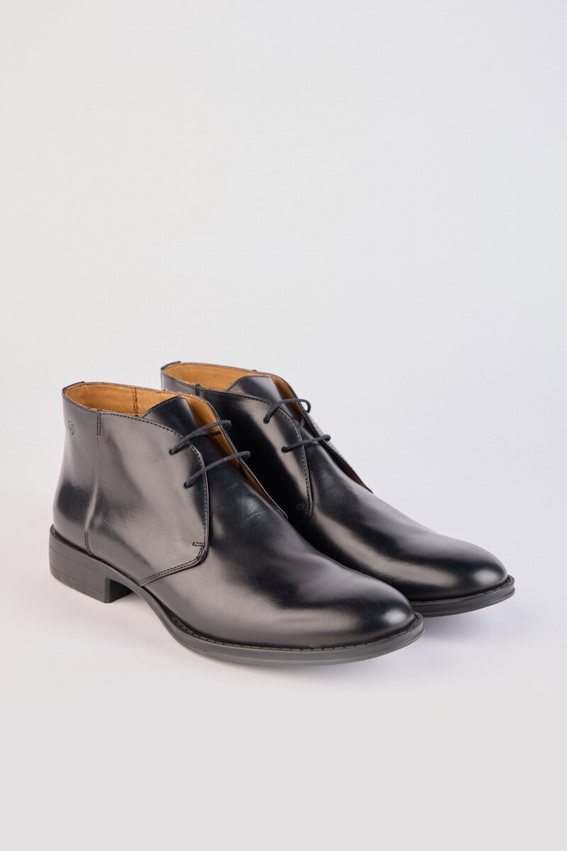 Bota Montecarlo Cuero / Suela Goma - Negro 