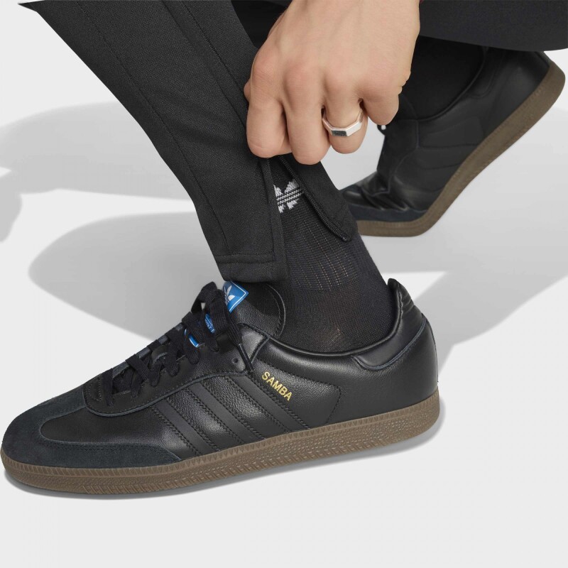 Pantalón Adidas Tiro 26 Essentials Negro