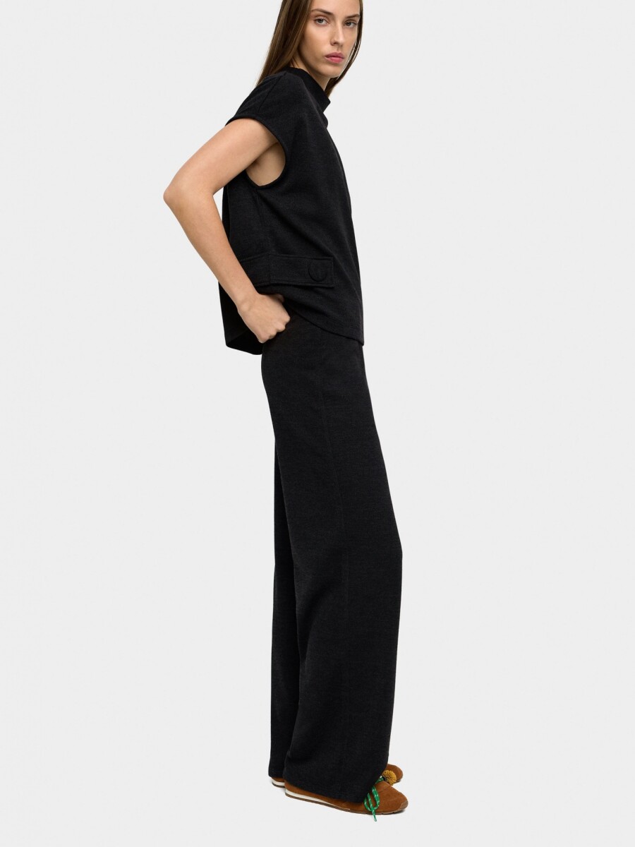 Camiseta T1 Essentials negro