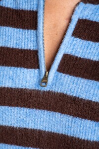 Sweater Polo Medio Cierre Rayado Chocolate