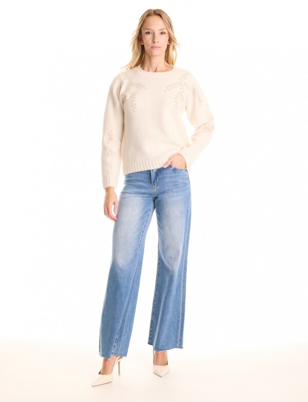 Buzo Bordado Floral & Tacto Soft BEIGE CLARO