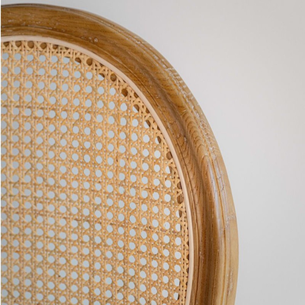 Silla Ovalo / Natural con tapizado beige Silla Ovalo / Natural con tapizado beige