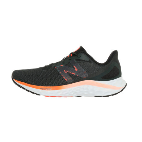 Championes New Balance Arishi V4 Black/Orange/White