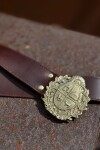 Simple Escudo Belt Chocolate / Dorado