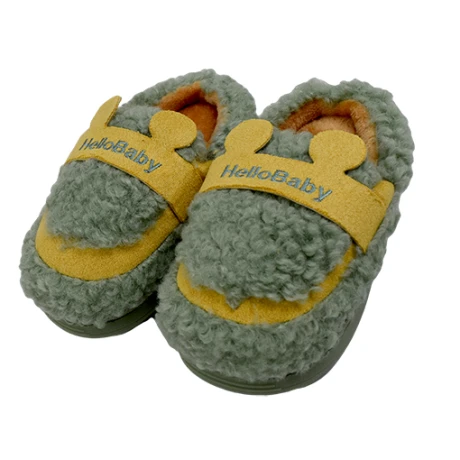 PANTUFLA DE NIÑO SIMIL CORDERITO PANTUFLA DE NIÑO SIMIL CORDERITO