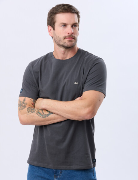 REMERA BÁSICA DE ALGODÓN Gris Oscuro