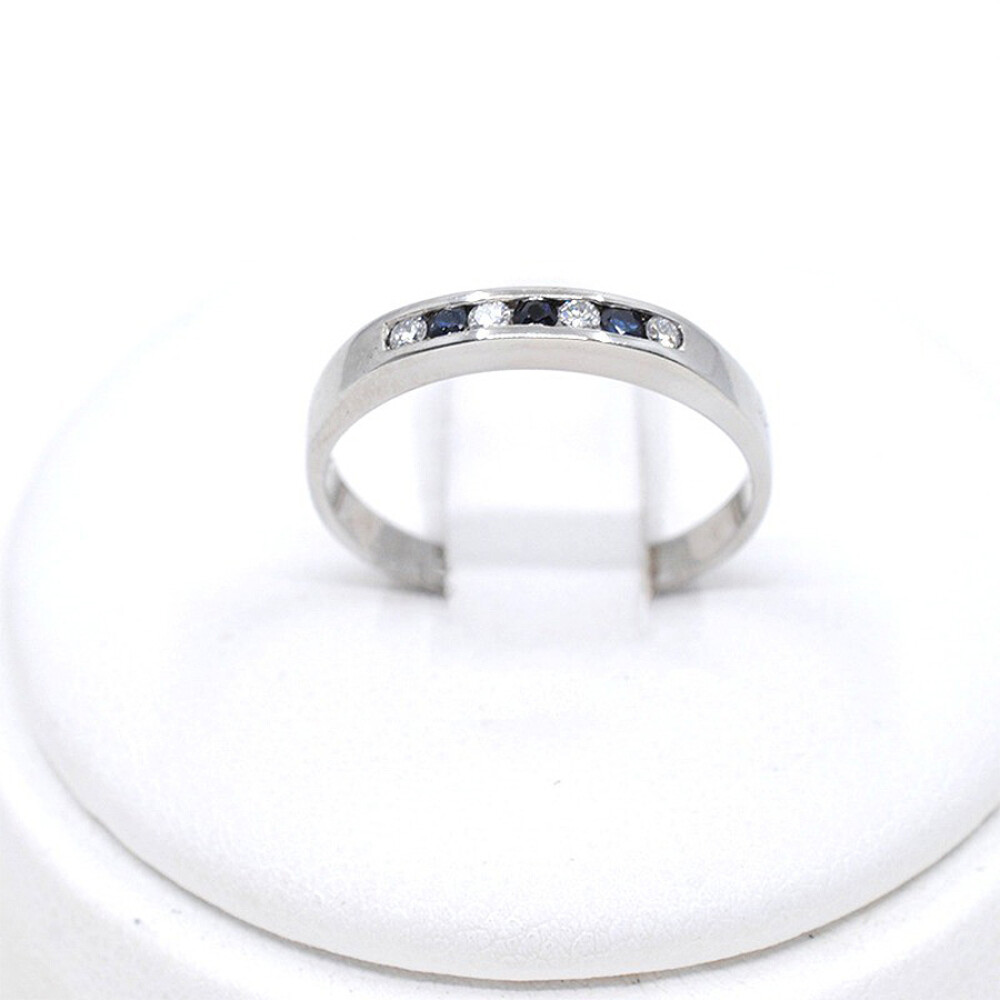 Anillo En Oro Blanco 18K Con Brillantes Y Zafiros Anillo En Oro Blanco 18K Con Brillantes Y Zafiros