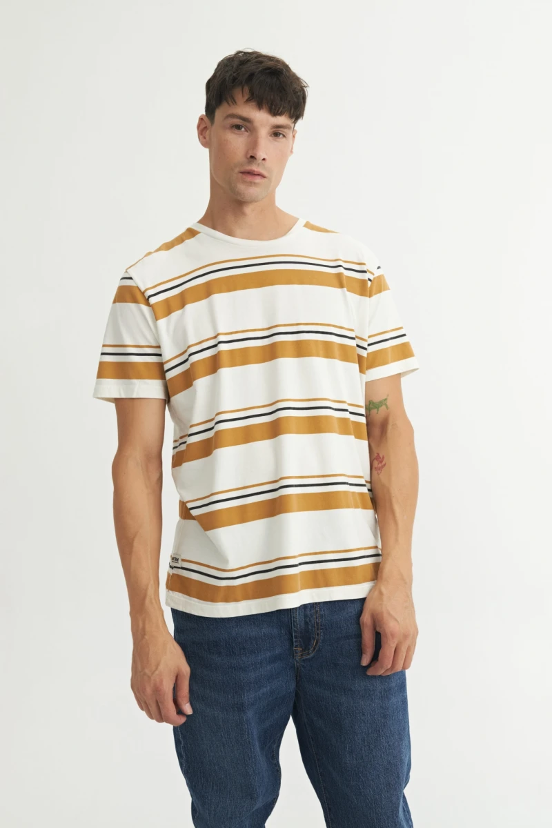 Remera Izan - Crudo 