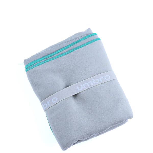 Toalla Dry Umbro unisex 005