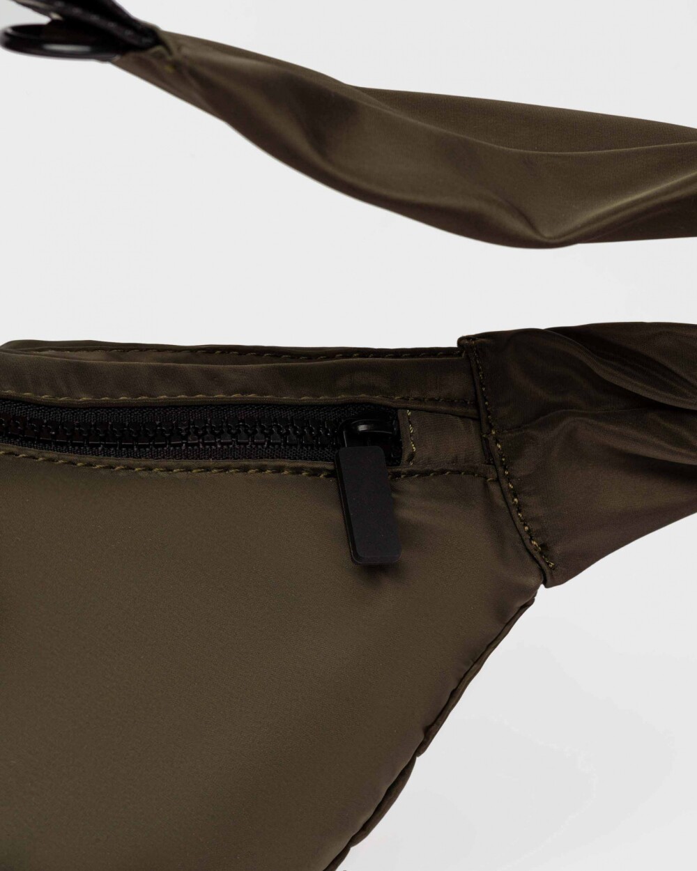 Bolso Terra En Nylon Verde