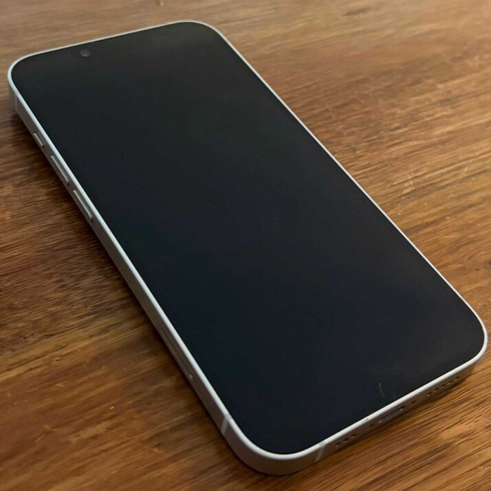 iPhone 14 256GB - White iPhone 14 256GB - White