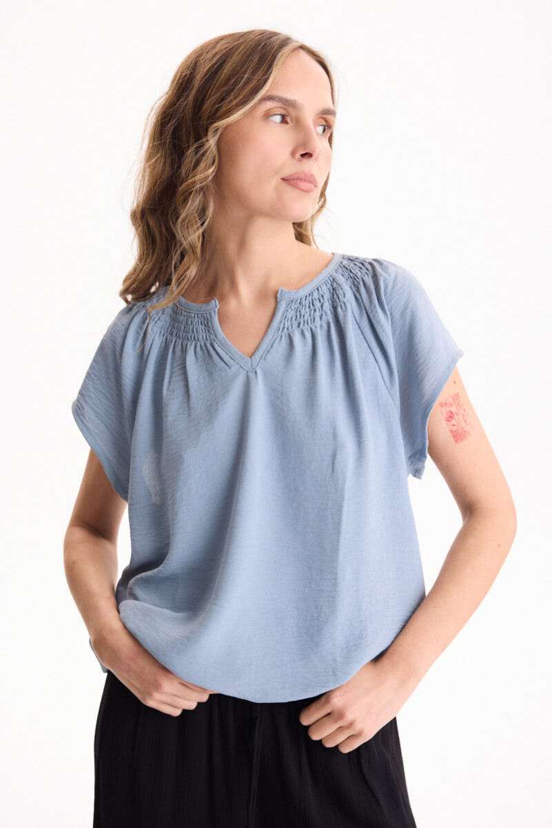Blusa Oslo - Celeste 