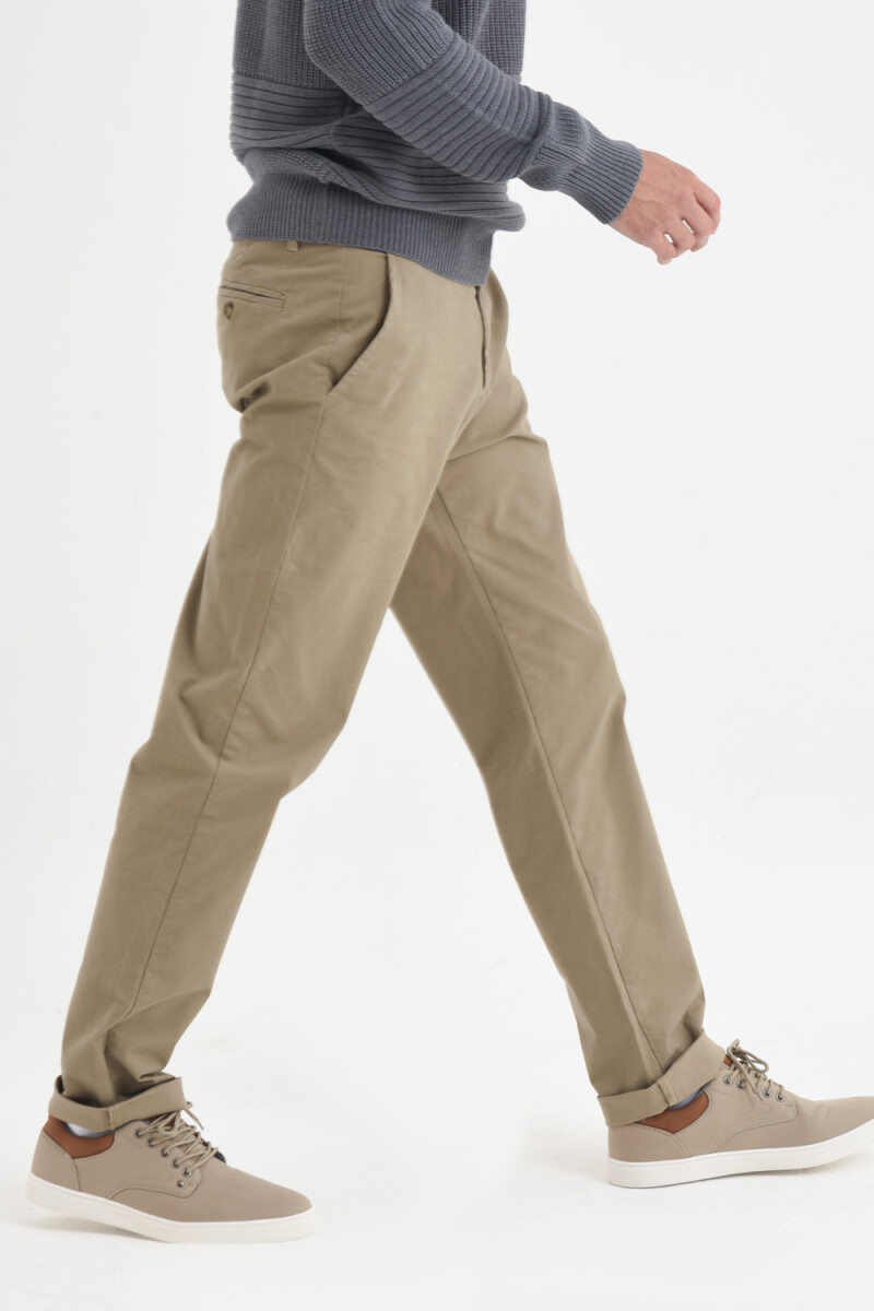Pantalón chino Beige