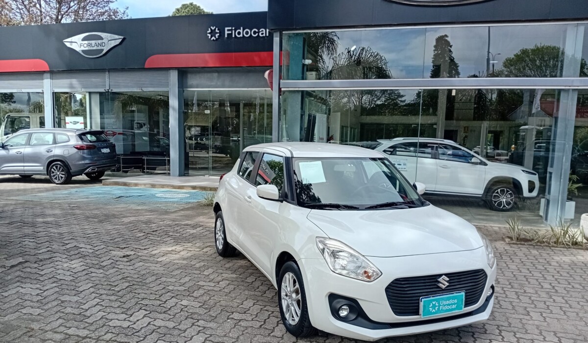 Suzuki Swift 1.2 GL MT - 2021 Suzuki Swift 1.2 GL MT - 2021