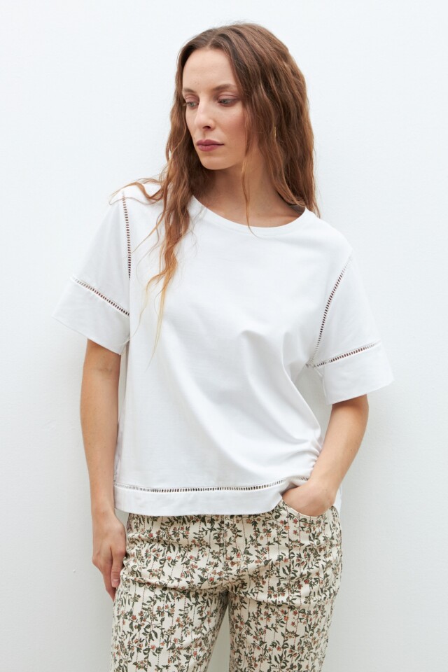 Remera con vainillas blanco