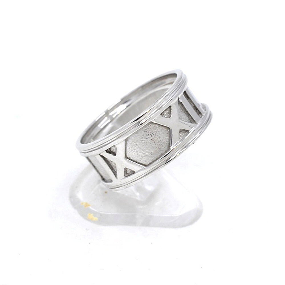 Anillo En Oro 18K Blanco Con Números Romanos Anillo En Oro 18K Blanco Con Números Romanos