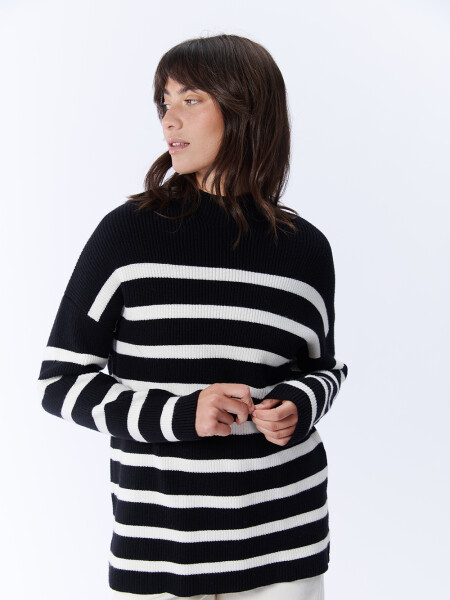 Polera punto rayas Crudo Y Negro