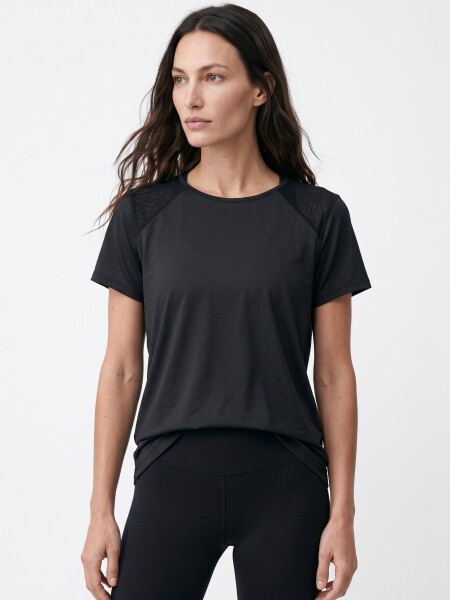 REMERA TANKA NEGRO.