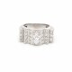 Anillo En Platino Con Importante Brillante Central Navette Anillo En Platino Con Importante Brillante Central Navette