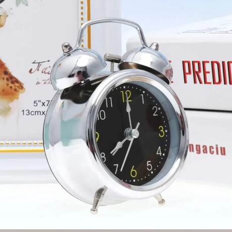 Reloj Despertador Clásico grande Plateado Y Negro