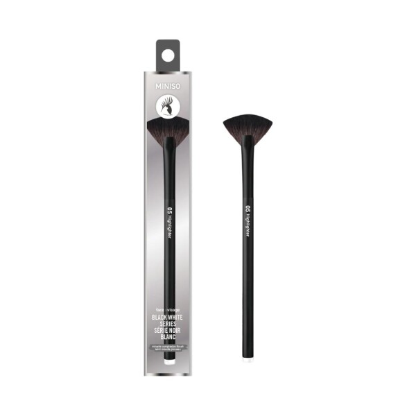 Brocha B&N simple iluminador Brocha B&N simple iluminador