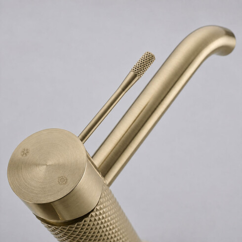 Grifería Lavatorio Bajo Signature Oro Cepillado DORADO-BRUSHED GOLD