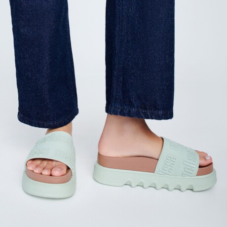 Sandalias Lifestyle Melissa de Dama Cozy Slide 38129CB538 GREEN