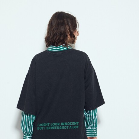 REMERA PEPEROMIA Negro