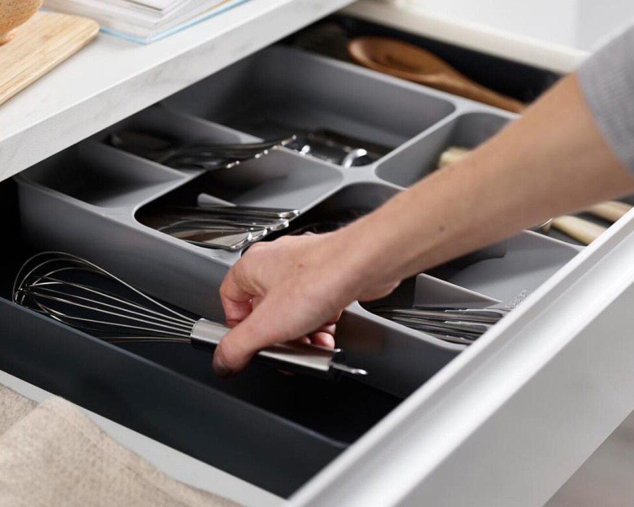 Organizador Expandible para Cajón – Joseph Joseph DrawerStore™ - Preventa Organizador Expandible para Cajón – Joseph Joseph DrawerStore™ - Preventa