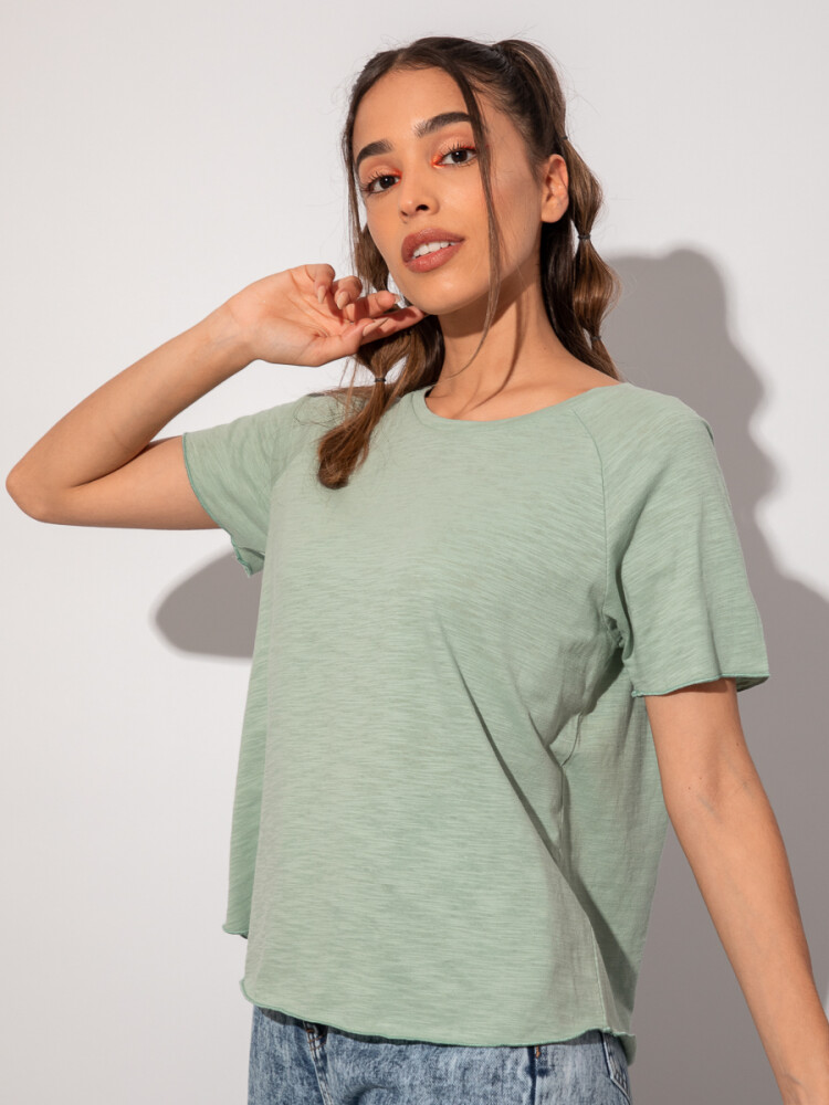 REMERA COSMOPOLITAN Verde Nilo