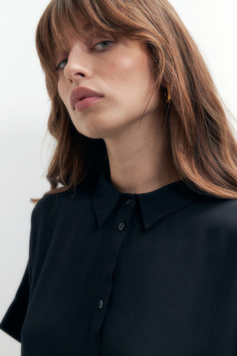 Camisa manga corta negro