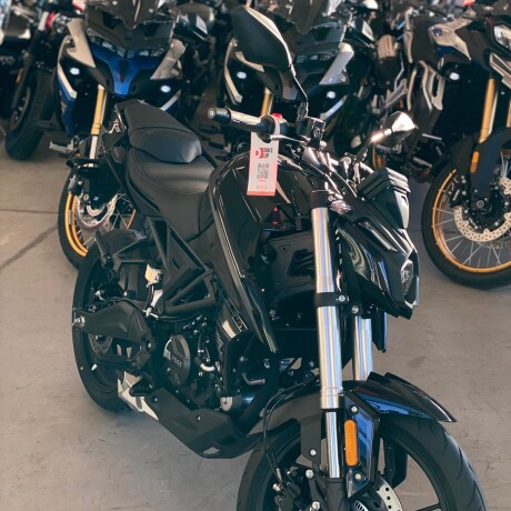 Voge R125 Negro