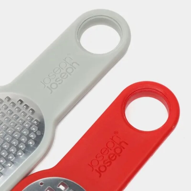 Set de 2 Ralladores Joseph Joseph – Rojo y Gris Set de 2 Ralladores Joseph Joseph – Rojo y Gris