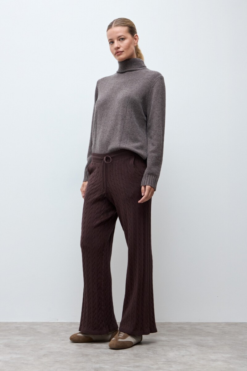 Pantalón tejido estructuras chocolate