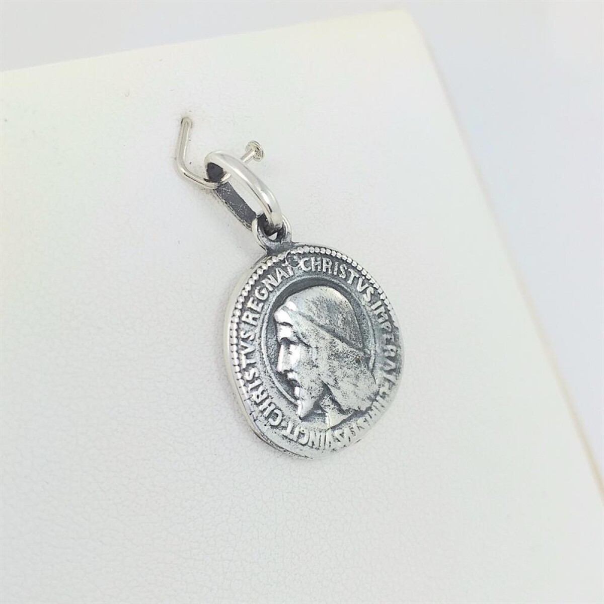 Medalla de plata 925, Cristo Antiguo. 