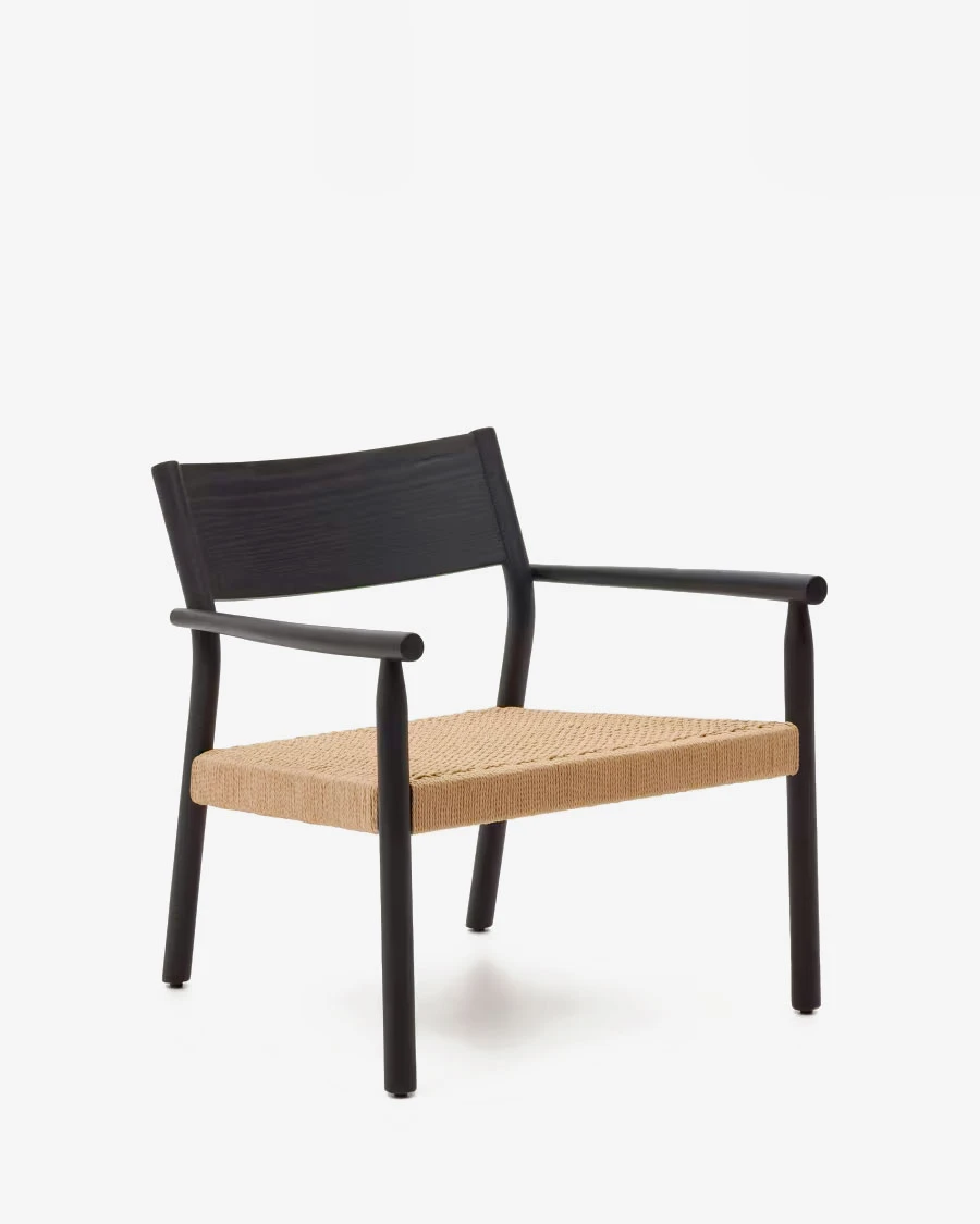 Butaca Yalia de madera maciza roble FSC 100% acabado negro y asiento de cuerda de papel