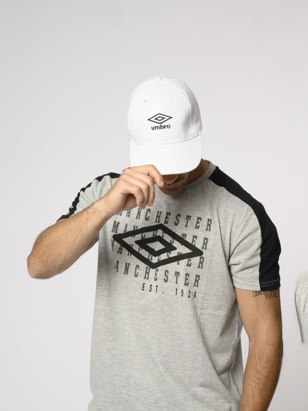 Gorro Caphat Umbro 092