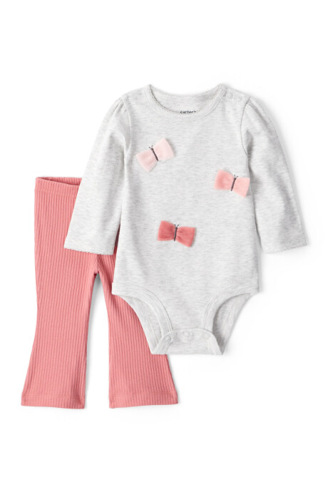 Set dos piezas de algodón, pantalón y body, diseño mariposas Set dos piezas de algodón, pantalón y body, diseño mariposas