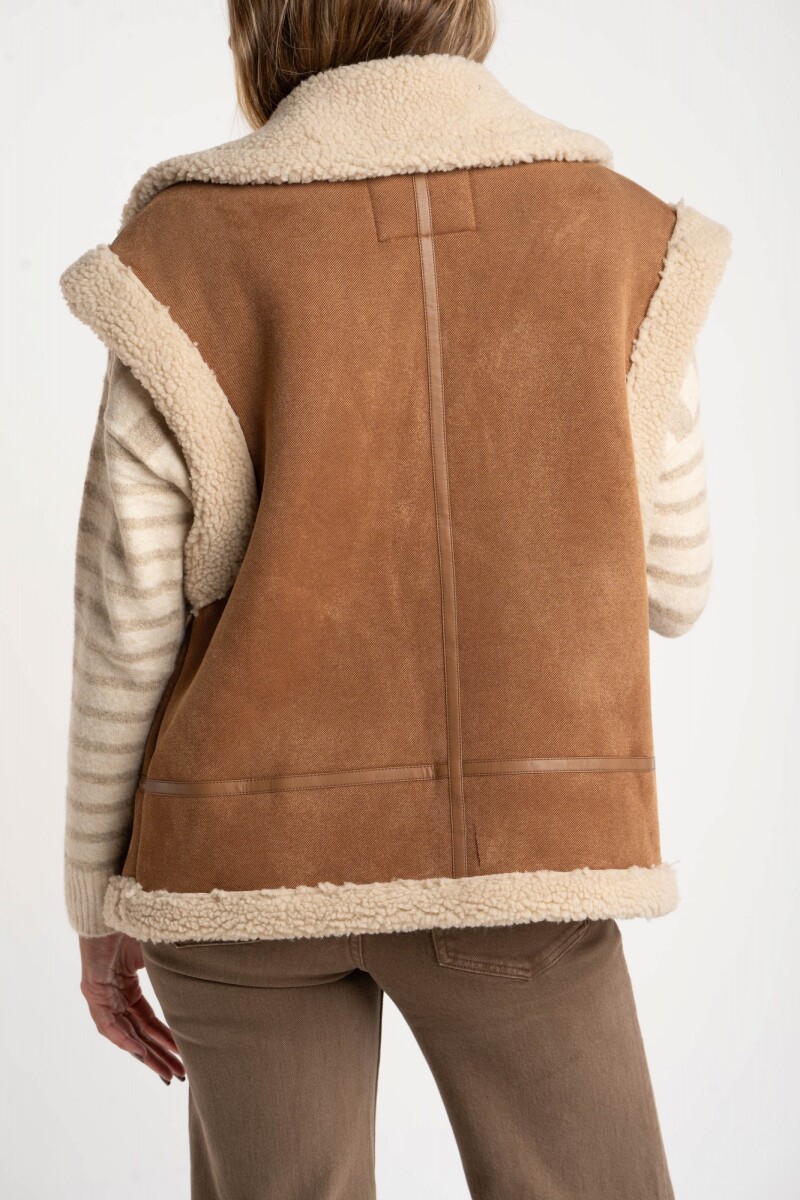 Chaleco Gamulan Camel