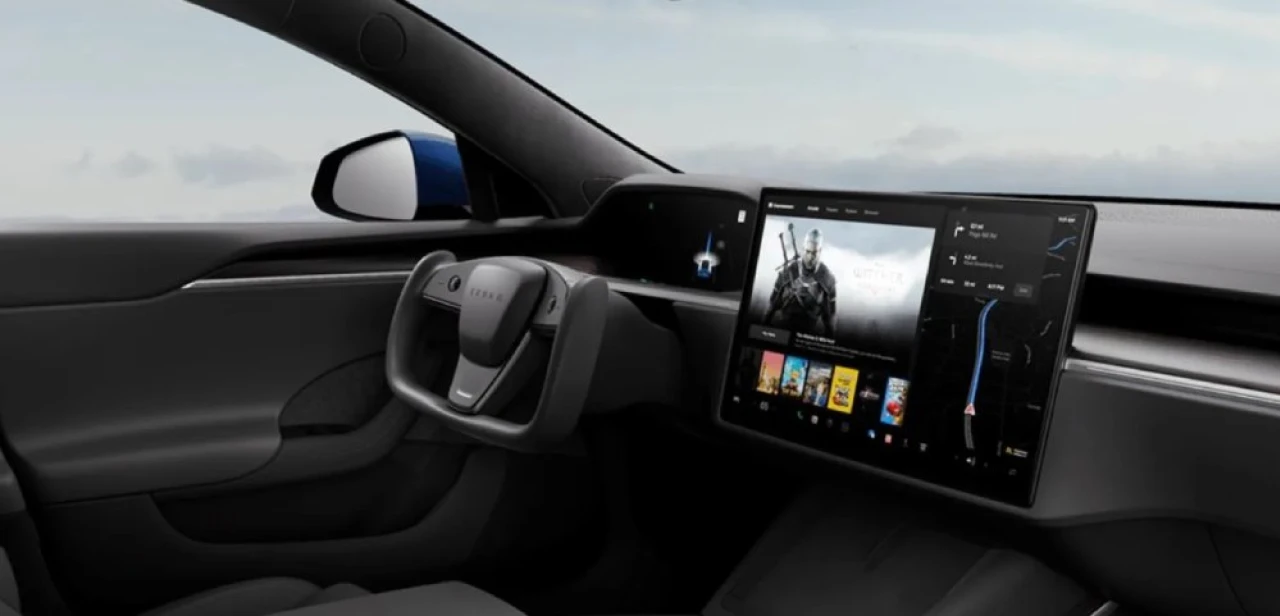 model-s-interior.jpg