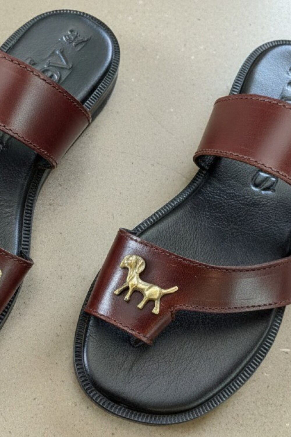 Doggie Sandals Chocolate