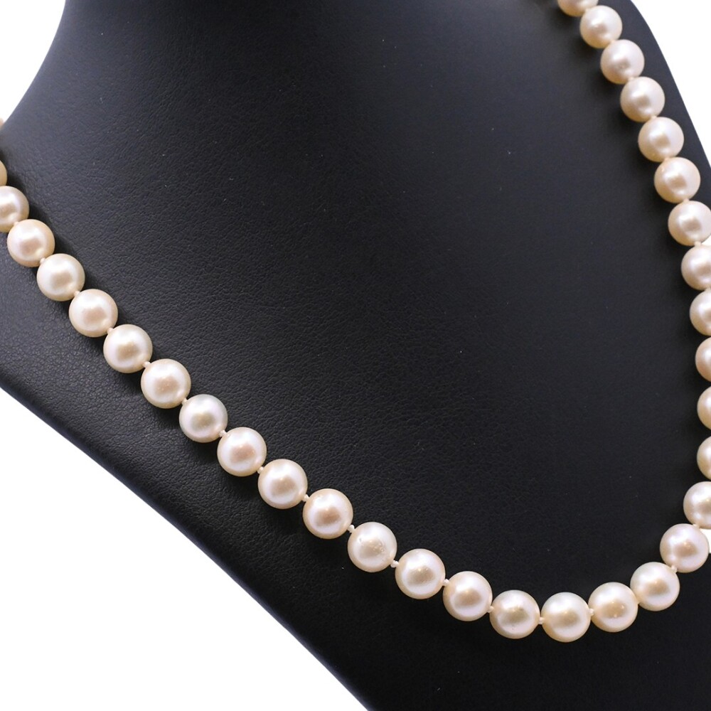 Collar de perlas de cultivo y oro 18 k. Collar de perlas de cultivo y oro 18 k.