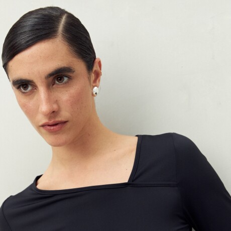 TOP ADORA Negro