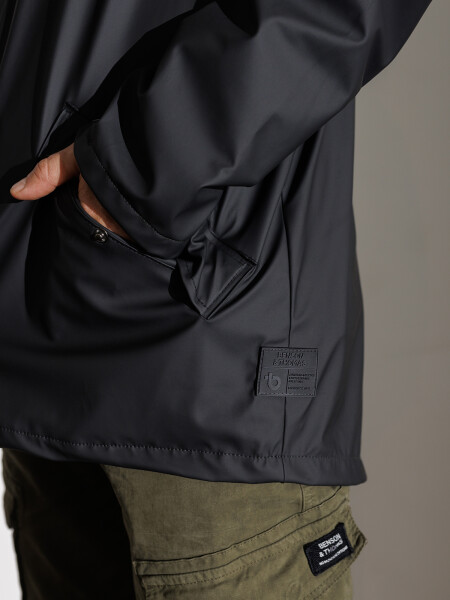 OUTWEAR VASSA NEGRO