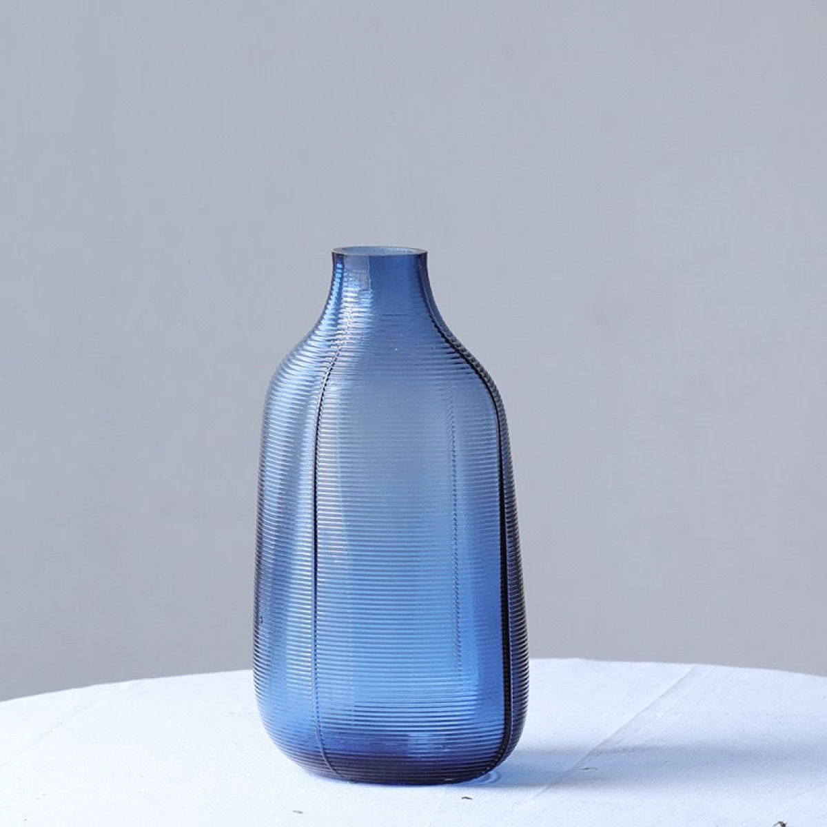 Florero Decorativo Vidrio Louisville Azul Alto 28cm x 15cm x 10cm 